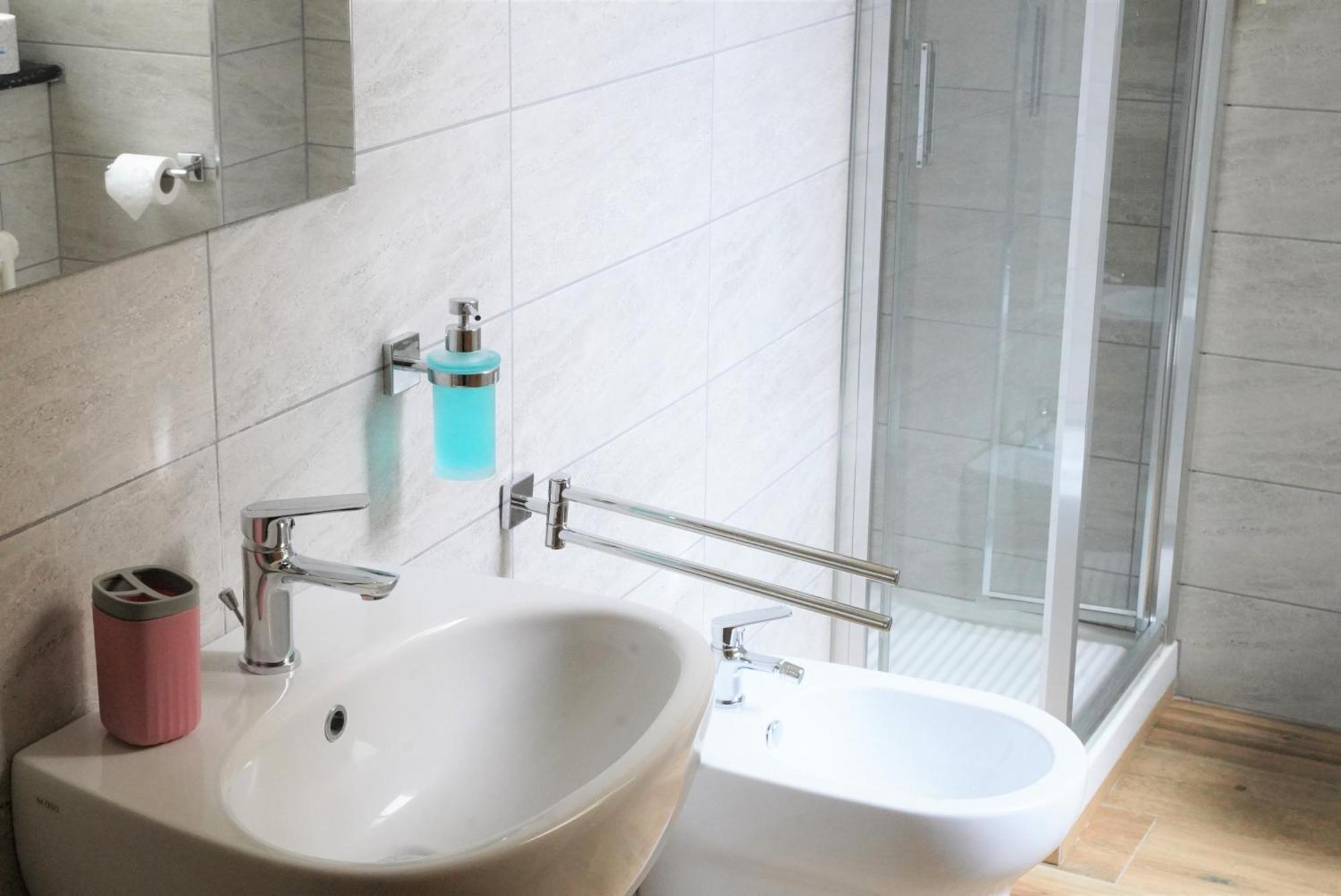 Piccolo Borgo Hotel Chiavari Buitenkant foto